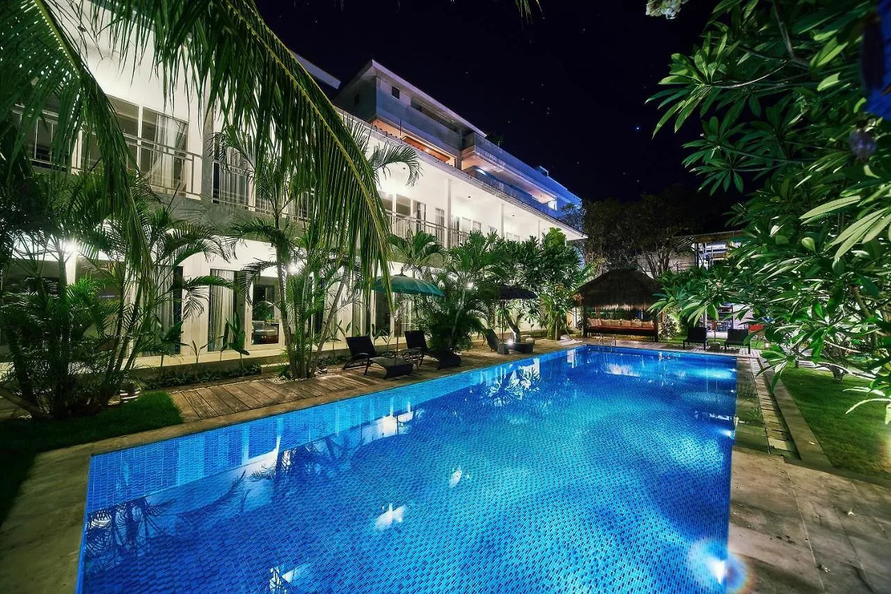 Easy Surf Camp Hotel Kuta