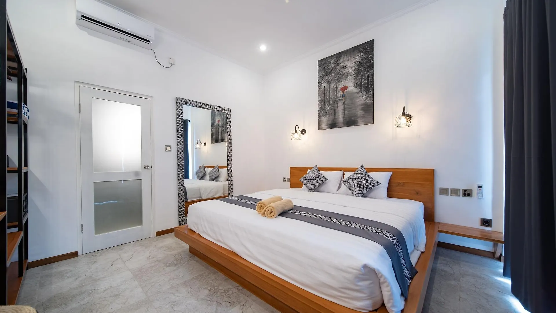 Easy Surf Camp Hotel Kuta
