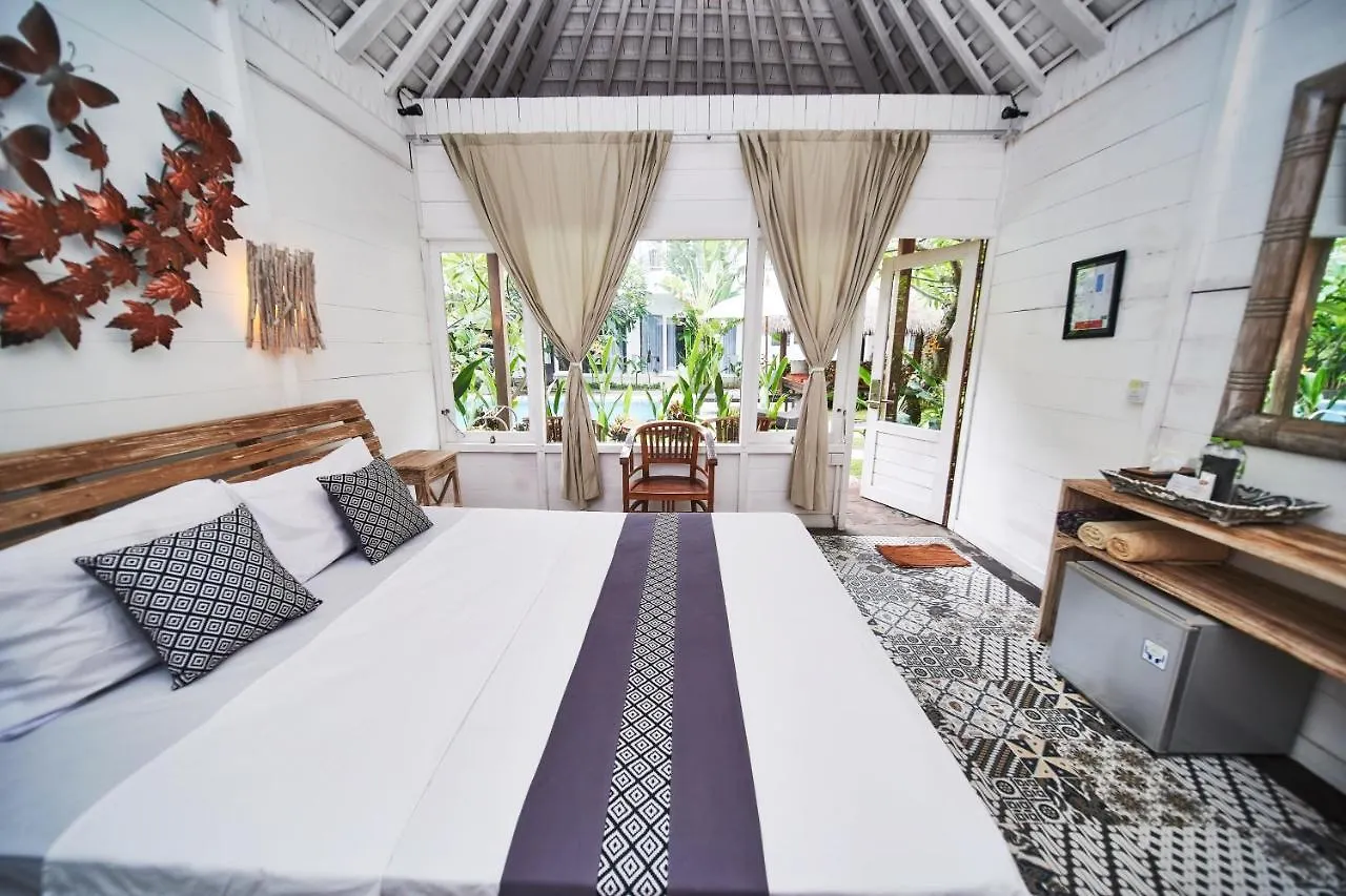 Easy Surf Camp Hotel Kuta